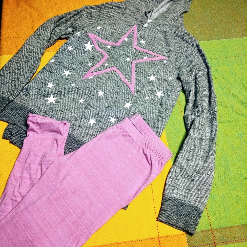 Super cute girls workout gear!